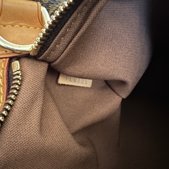 Louis Vuitton Bosphore Backpack - Picture 6 of 16